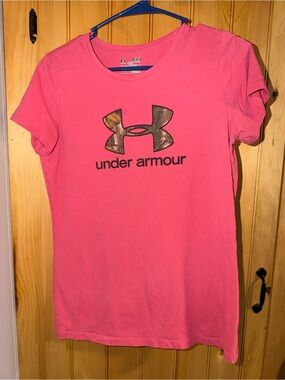 Under Armour Pink with Camo logo Women’s Short Sleeve - Size Medium READ